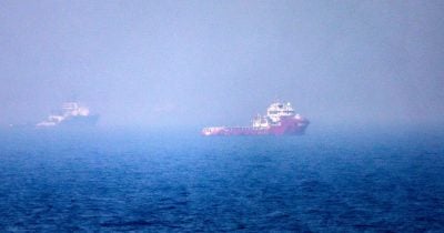 US and Iran seek Hormuz compromise as Trump keeps military option open