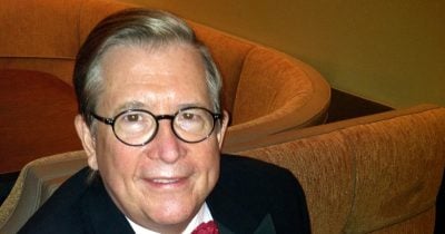 Lacy Hunt reverses long-term bullish stance on Treasurys after 30 years, signaling trouble for risk assets