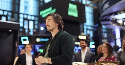Robinhood Chain surpasses $10B in Uniswap protocol volume in under a month
