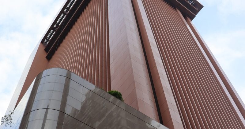 Singapore’s central bank warns AI investment uncertainty could derail global growth
