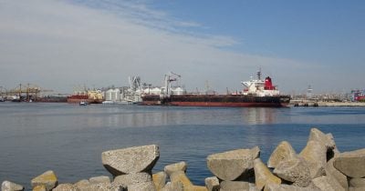 Russia targets Ukrainian ships, Mykolaiv port in Black Sea escalation