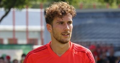 Leon Goretzka offers himself to Barcelona, but the club isn’t picking up the phone