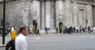 UK Gilts Rally As Rate Hike Bets Fade