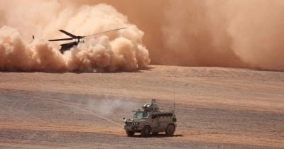 The US military launches new strikes against iranian targets after Trump threat