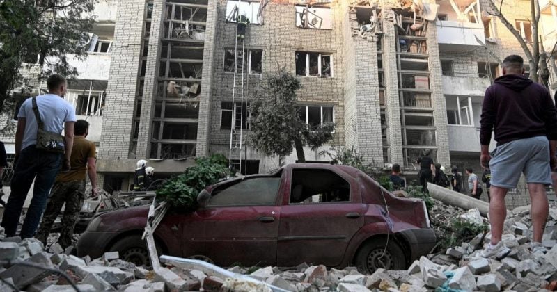 Heavy russian attacks reach far west in Ukraine – missile slams into poland
