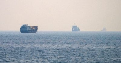 Strait of Hormuz Ship Crossings Drop 77% Amid US Iran Tensions