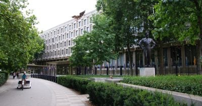 US embassies urge citizens to leave Middle East amid Iran tensions