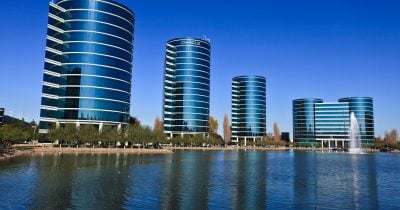 Oracle AI Spending Spree Leaves Investors Concerned