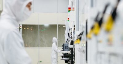 Chip Stock Volatility Sends Shivers Through Crypto Markets