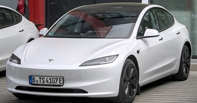 Tesla Targets Massive Growth for Elon Musk's Pay Deal