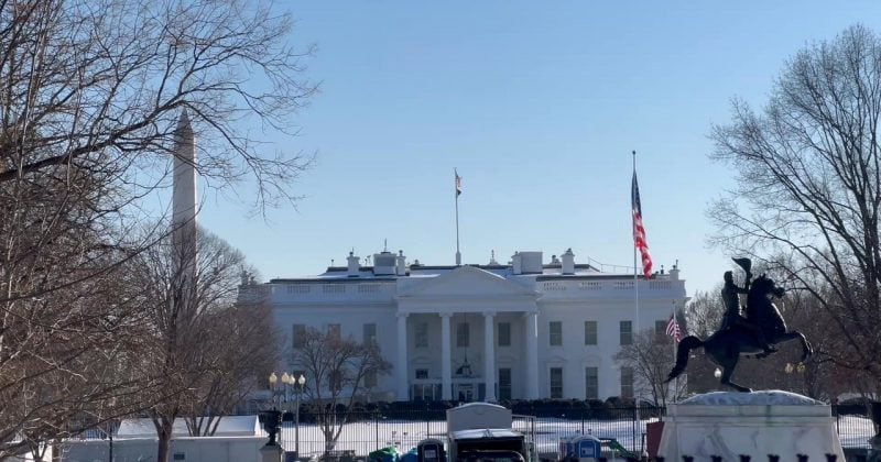 White House considers emergency fuel export limits to ease gas prices