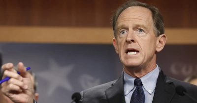 Pat Toomey urges regulators to avoid bank-style rules for stablecoins as CLARITY Act heads to Senate floor
