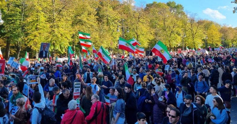 Austrian MP urges EU to intensify pressure on Iran over human rights abuses
