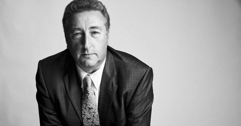Yardeni urges Fed hawkish shift amid inflation, gold price odds fall