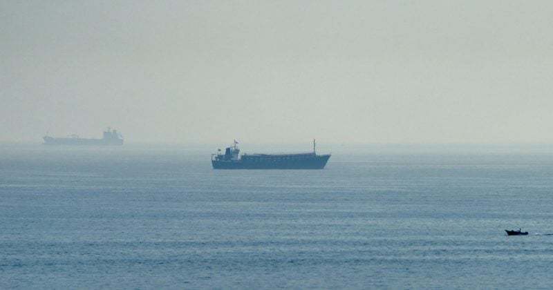 Iran proposes 5-7% toll for Strait of Hormuz passage amid US tensions