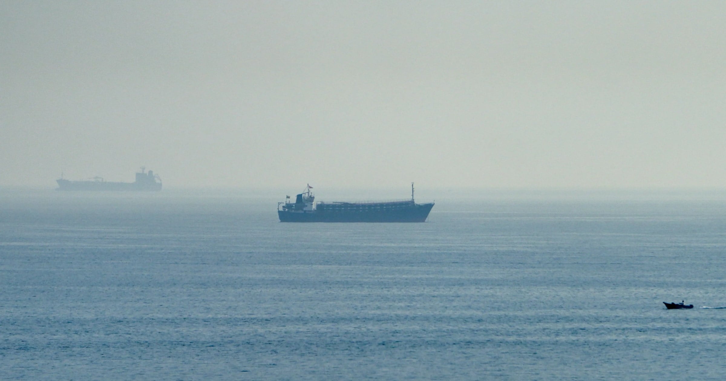 Iran proposes 5-7% toll for Strait of Hormuz passage amid US tensions