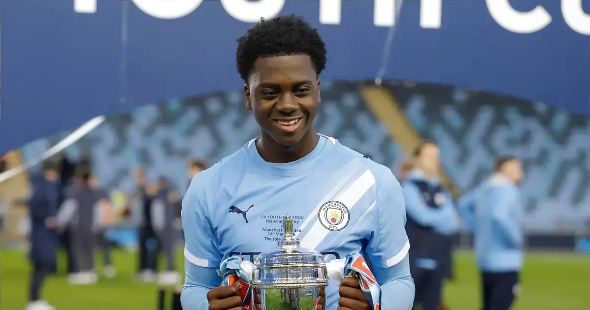 Xavier Parker commits to Manchester City with long-term deal