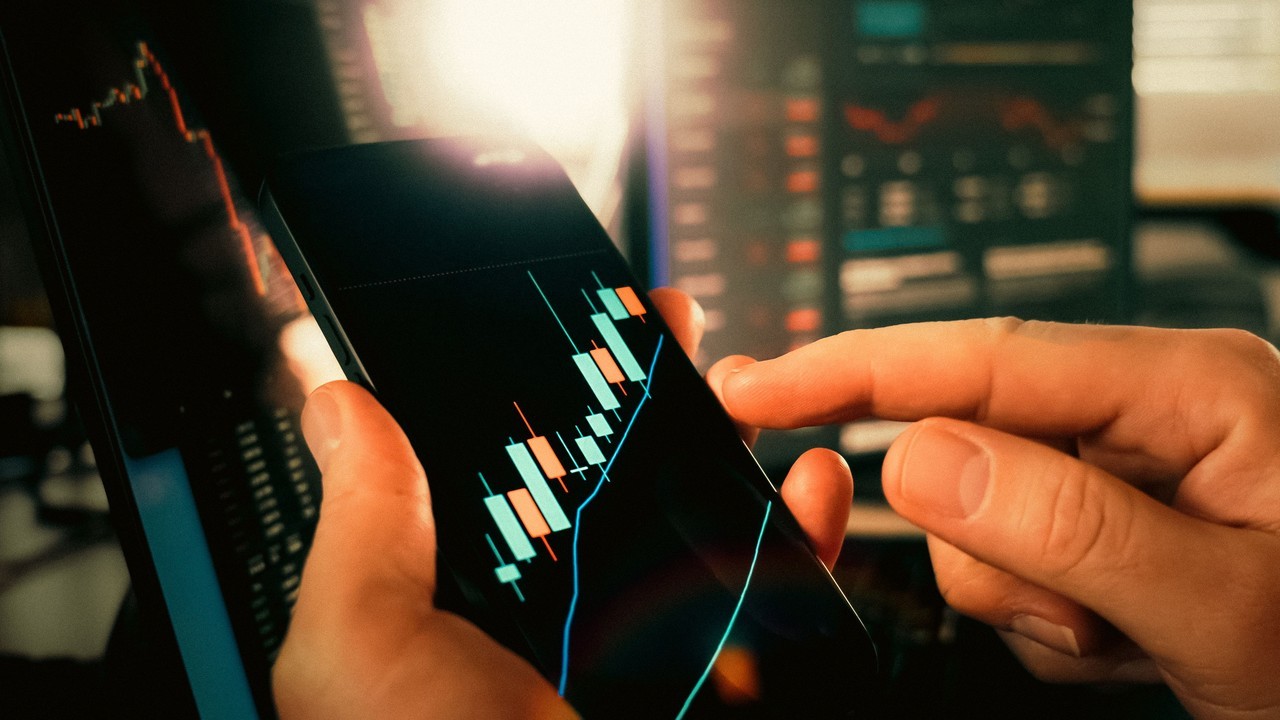 Coinbase Exchange enables full trading for GRASS-USD pair