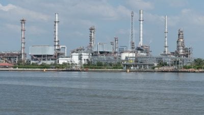Chinese oil prices reach record highs after Saudi pipeline attacks