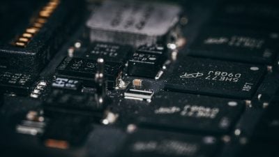 IonQ, ORNL, Nvidia, and University of Tennessee unveil AI method to reduce quantum optimization trade-offs