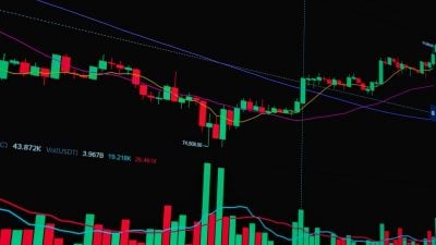 Schwab muni ETF faces record outflow amid bond rout