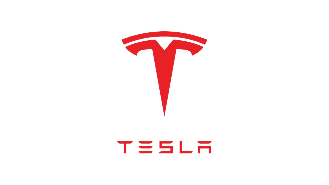 Tesla replaces Full Self-Driving branding on European websites