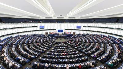 France pushes budget vote on stablecoin swap tax to November 3