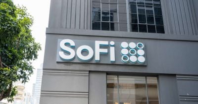 SoFi launches tokenized bank deposits offering 4.4% yield and FDIC insurance