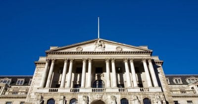 Banco de Inglaterra reduce la tasa de interés al 4.75% ante caída de inflación del Reino Unido