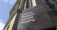 IRS pospone normas de declaración fiscal de cripto hasta 2026