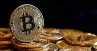 Bitcoin supera los 100K mientras Trump se prepara para asumir el cargo