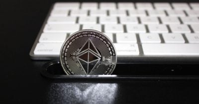 Presión sobre el precio de Ethereum por acumulación de posiciones cortas de fondos de cobertura