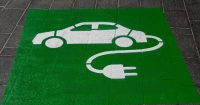 DeCharge se asocia con Tesla Owners SV en cargador EV de propiedad comunitaria