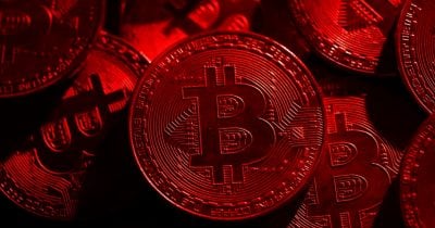 77594638-6a47-4cf9-9e76-4b1511c03147.jpg Bitcoin retrocede a $120K, provocando liquidaciones por $120M