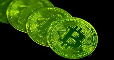 Indicadores de Bitcoin señalan posible reversión tras imitar caída de abril