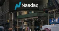 Nasdaq 100 sube un 130% desde enero de 2023, reminiscente de la era &#8216;.com&#8217;