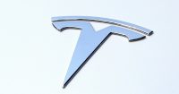 Acciones de Tesla suben a pesar de ca&iacute;da del 16% en entregas del T4