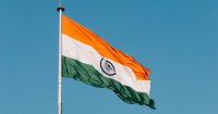Autoridades indias incautan $1.2 millones en caso de fraude con tierras y cripto