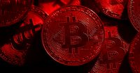 Bitcoin cae por debajo de $74K, eliminando ganancias tras la victoria de Trump