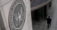 La SEC indica que la mayor&iacute;a de los criptoactivos no se consideran valores bajo las leyes, incluyendo staking, airdrops y miner&iacute;a