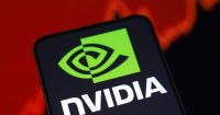 Acciones de Nvidia caen por debajo de la media m&oacute;vil de 200 d&iacute;as por primera vez en un a&ntilde;o