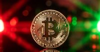 Bernstein confirma que el fondo de Bitcoin ha llegado y reafirma objetivo de $150K para fin de a&ntilde;o