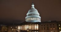 Coinbase, Ripple y m&aacute;s de 100 empresas de cripto instan al Senado a avanzar con la Ley de Claridad