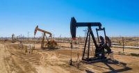 El petr&oacute;leo supera de nuevo los $100 mientras Trump presiona a Ir&aacute;n para que reabra Ormuz