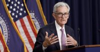 Fed mantiene tasas estables mientras Powell se acerca al fin de su mandato