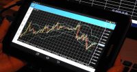 Por qu&eacute; los corredores tradicionales est&aacute;n viendo entradas r&eacute;cord de fondos de la comunidad de activos digitales este a&ntilde;o